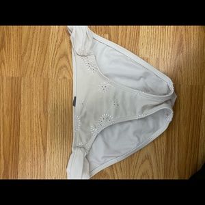Whit bathing suit bottoms